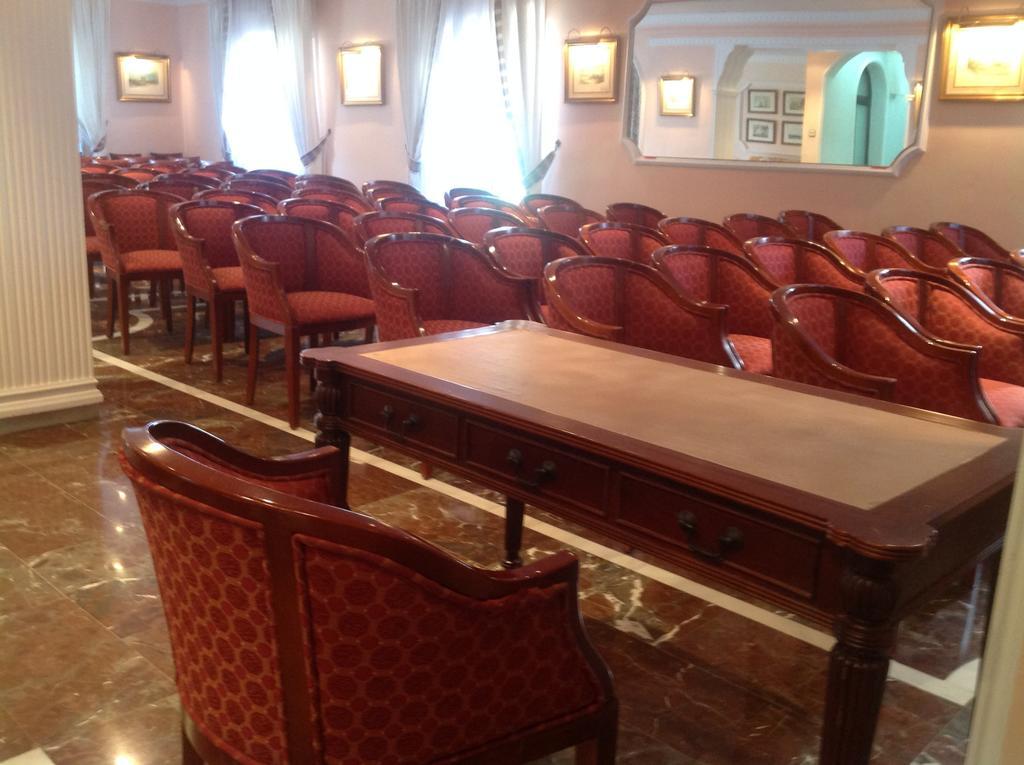 Hotel Sacratif ตอร์เรนูเอวา ภายนอก รูปภาพ