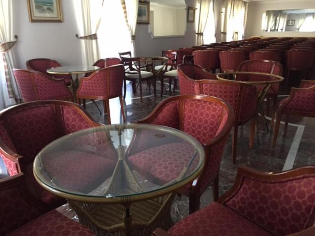 Hotel Sacratif ตอร์เรนูเอวา ภายนอก รูปภาพ