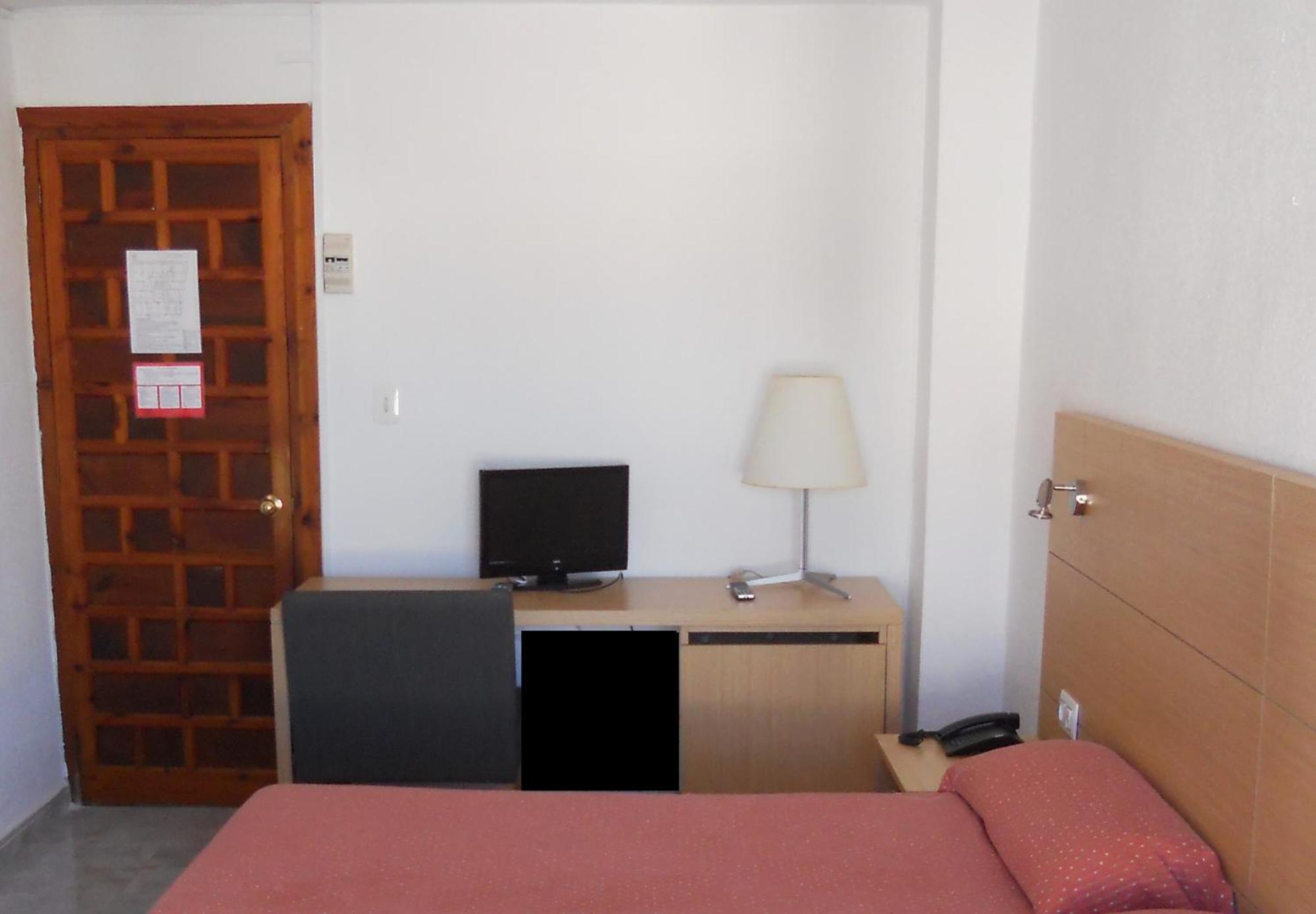 Hotel Sacratif ตอร์เรนูเอวา ภายนอก รูปภาพ