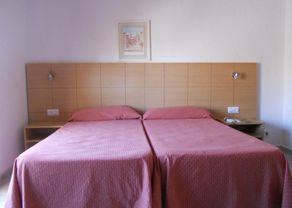 Hotel Sacratif ตอร์เรนูเอวา ห้อง รูปภาพ